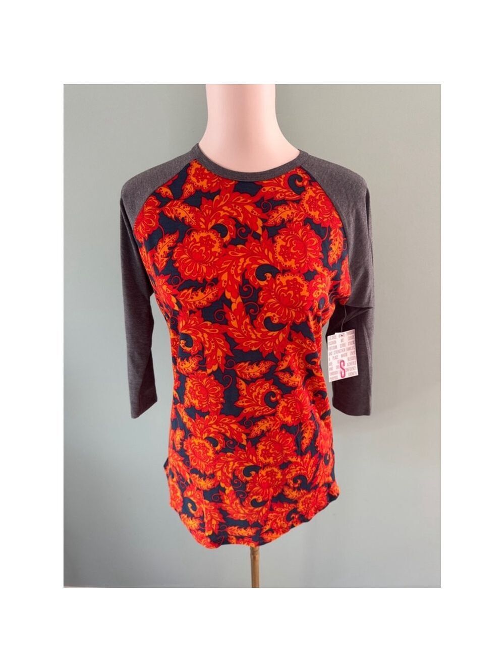 Women's LuLaRoe Randy Top Size S Red Floral 3/4 Sleeve